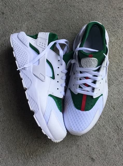 gucci print huaraches